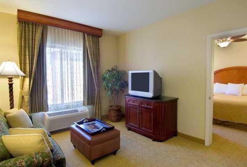Homewood Suites By Hilton Phoenix-Avondale Habitación foto